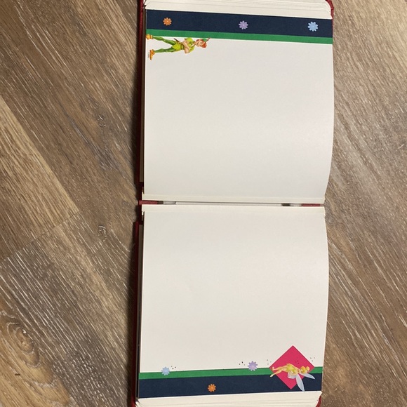 E840 Disney Creative Memories scrapbook EUC - Picture 10 of 15